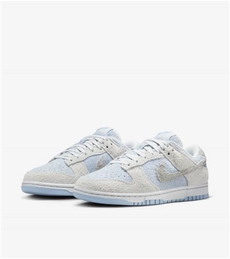 Women S Dunk Low Light Armoury Blue And Photon Dust FZ3779 025