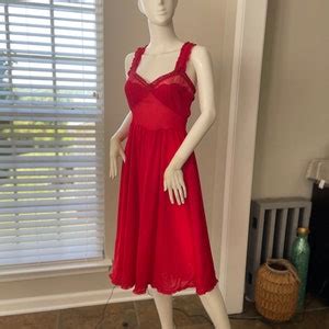 VINTAGE Lingerie Vintage Lingerie Slip Dress Scalloped Demi Bust Detail Red Color Etsy