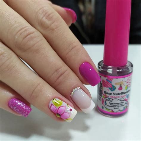 Unhas Delicadas Decoradas Florzinhas