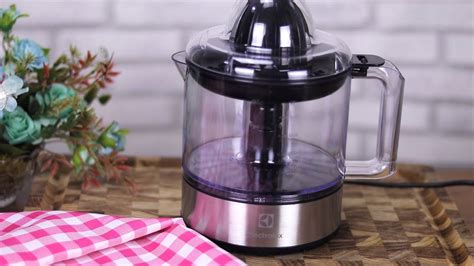 MARAVILHOSO Espremedor De Frutas Electrolux ECP10 Preto E Prata 30W