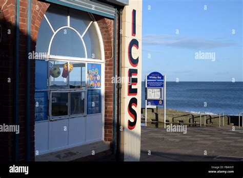 Rendezvous Cafe Whitley Bay Hi Res Stock Photography And Images Alamy