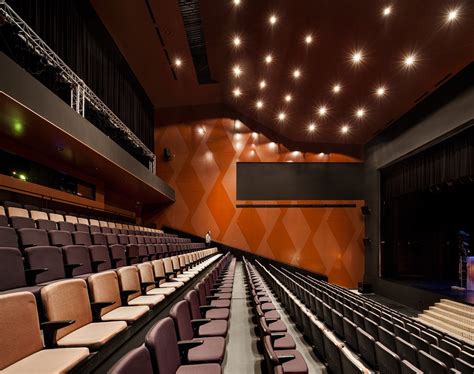 Gallery of Municipal Auditorium of Lucena / MX_SI architectural studio - 11