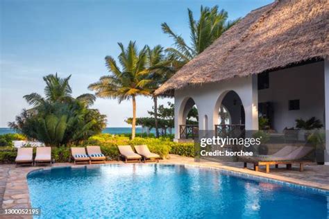 Beach House Garden Photos and Premium High Res Pictures - Getty Images