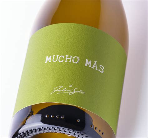 Weiß - Mucho Más wine