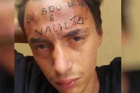 Jovem eu sou ladrão e vacilão tatuado na testa voltou a roubar