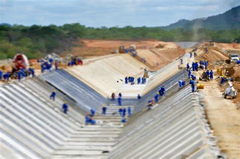 Transposição do Rio São Francisco Andamento das obras 55 5 construidas