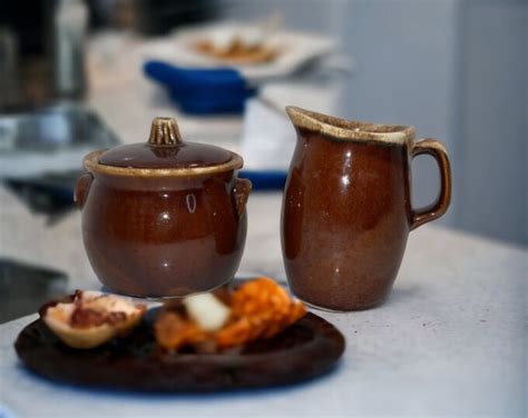 Mid Century Hull Oven Proof Usa Brown Drip Glaze Sugar Bowl With Lid