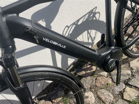 Rower Elektryczny 2023 Velo De Ville Aeb 490 Rozmiar 55cm Bosch Pasku