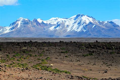 Los Volcanes De Arequipa