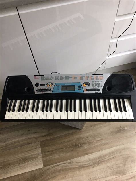 Yamaha Psr 170 Full Size Light Weight Digital Keyboard In Belper