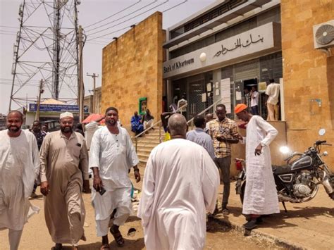 Au Soudan En Guerre Les Fonctionnaires Sans Salaire En Lutte Pour Leur