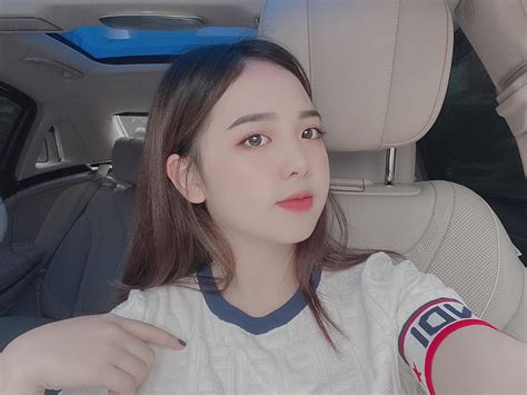 HOT Hot girl tiểu học Trần Huyền Châu lộ clip sex cùng bạn trai