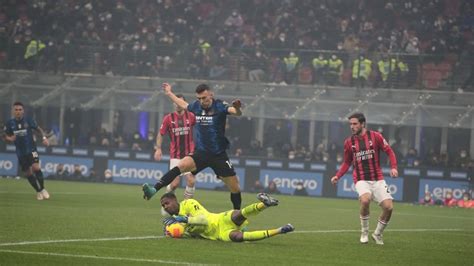 Foto Pertandingan Semifinal Coppa Italia: AC Milan vs Inter Milan
