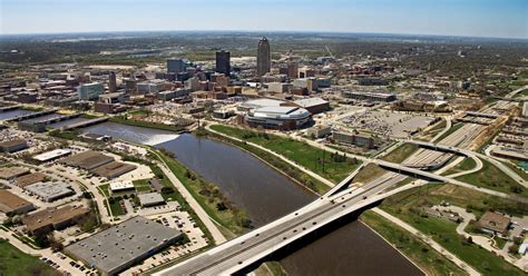 Des Moines suburbs continue to grow in latest census estimates