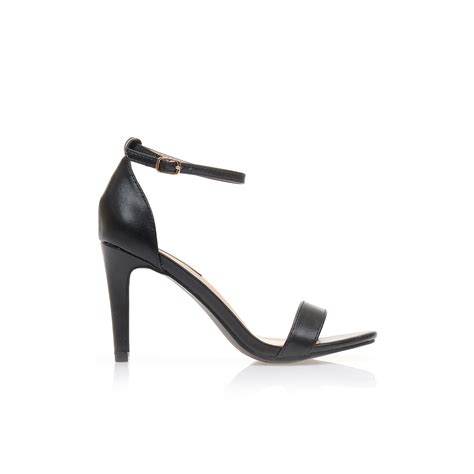 Sandały nude z ekoskóry z paseczkiem dookoła kostki Tsoukalas Shoes