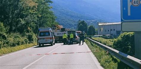 Montagna In Valtellina Incidente Mortale Sulla Tangenziale Prima La