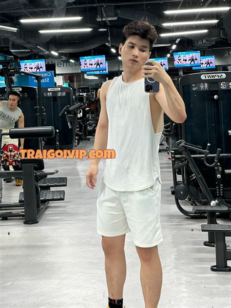 Traigoivip Boy ngây thơ dễ thương sex giỏi body mình dây cu bự