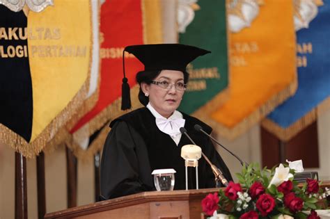 Ulang Tahun Ke Prof Retno Indrati Dikukuhkan Sebagai Guru Besar Ftp