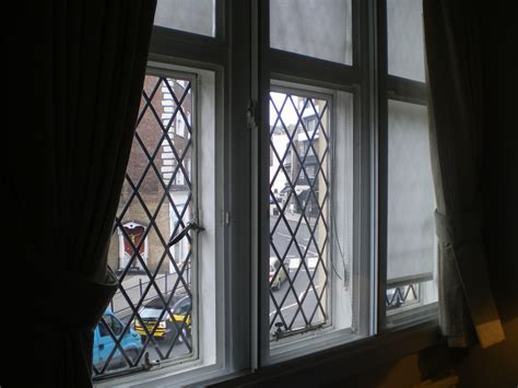 Secondary Glazing Windows come in a variety of shapes and sizes