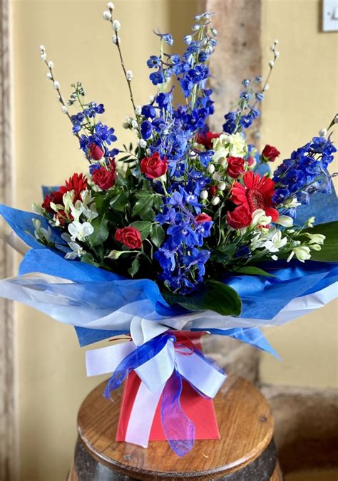 Celebration Bouquet – buy online or call 01449 612505