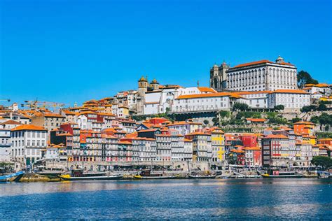 15 basic Portuguese language phrases to know before your trip