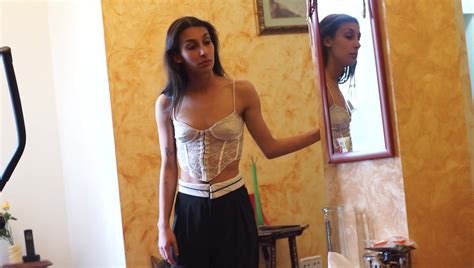 Nude Video Celebs Laura Balo Sexy Divino Tesoro