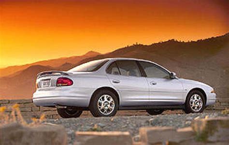 2002 OLDSMOBILE INTRIGUE