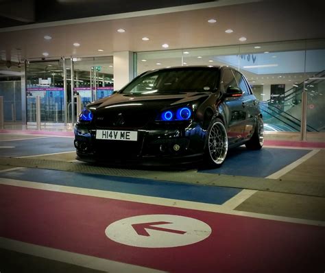 Vw Golf Mk5 Volkswagen Golf Mark5 With Blue Halo Lights Kumar Khan