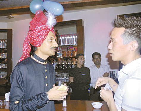 El Pr Ncipe De La India Que Es Abiertamente Gay Y Lucha Por Los Derechos Lgbt Revista Clase