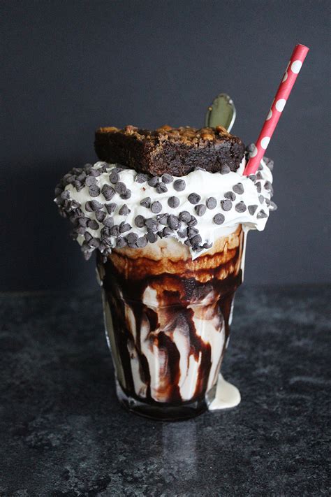 Southern Mom Loves MONSTER Peanut Butter Brownie Milkshake