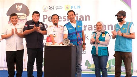 Momen Pln Dan Gubernur Sulsel Sudirman Bikin Warga Pulau Lae Lae