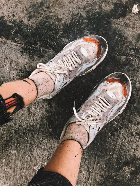 грязные мокрые кроссовки эстетика | Кроссовки