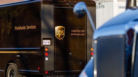 Ups Earnings Package Volume Hurts Revenue