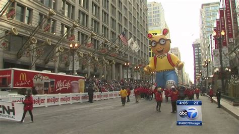 Mcdonalds Thanksgiving Day Parade Celebrates 81 Years In Chicago