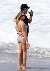 LeAnn Rimes Bikini Candids On The Beach In Maui Hawaii HawtCelebs