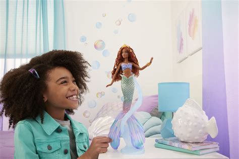 Disney The Little Mermaid Deluxe Mermaid Ariel Doll | MATTEL