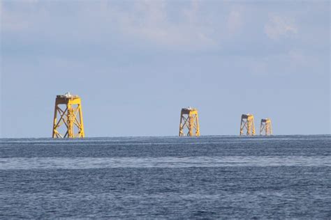 Bretagne Une Ferme Aquacole Pilote L Tude Sur Le Parc Olien De La