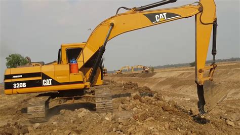 Beautiful Canal Digging By 5 Excavator Cat 320b Working Together Youtube