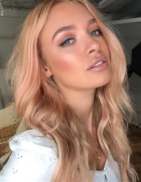 60 Dazzling Strawberry Blonde Hair Models In 2020 Peachy Pink Hair