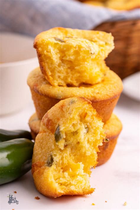 Cheesy Jalapeno Jiffy Cornbread Muffins