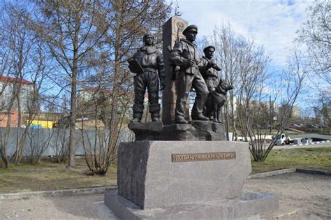 К 100 летию пограничных войск. Памятники пограничникам: berni777 ...