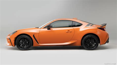 Toyota GR86 Special Edition | 2023MY (Color: Solar Shift) | Side