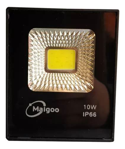 Reflector Led Multivoltaje W Interior Y Exterior Mgrf Meses Sin