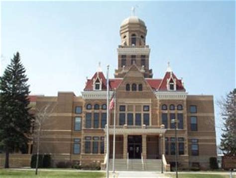 Le Sueur County Courthouse - Le Center, Minnesota