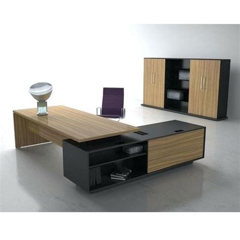 L Shape Wooden Managing Director Table For Corporate Office At Rs