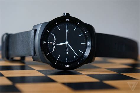 Lg G Watch R Review The Verge