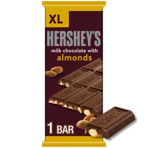 HERSHEY'S Milk Chocolate with Almonds XL Christmas Candy Bar, 4.25 oz ...