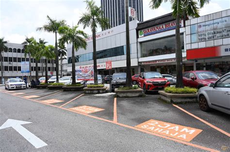 Parkir Percuma Untuk Kenderaan Elektrik Di Kawasan Bandar Sedang