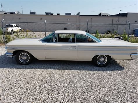 1960 Pontiac Ventura at Kansas City 2017 as S80 - Mecum Auctions