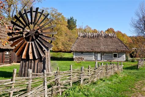 Muzeum Budownictwa Ludowego W Sanoku Jeden Z Najciekawszych Skansen W